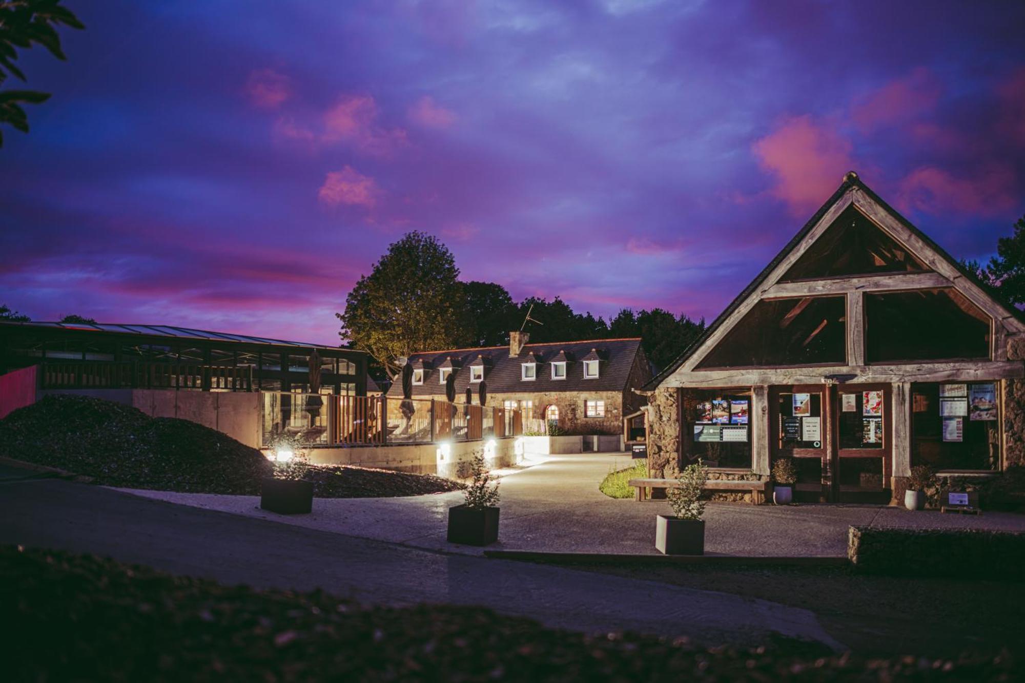 Camping Maeva Respire Le Village Perrosien Екстер'єр фото